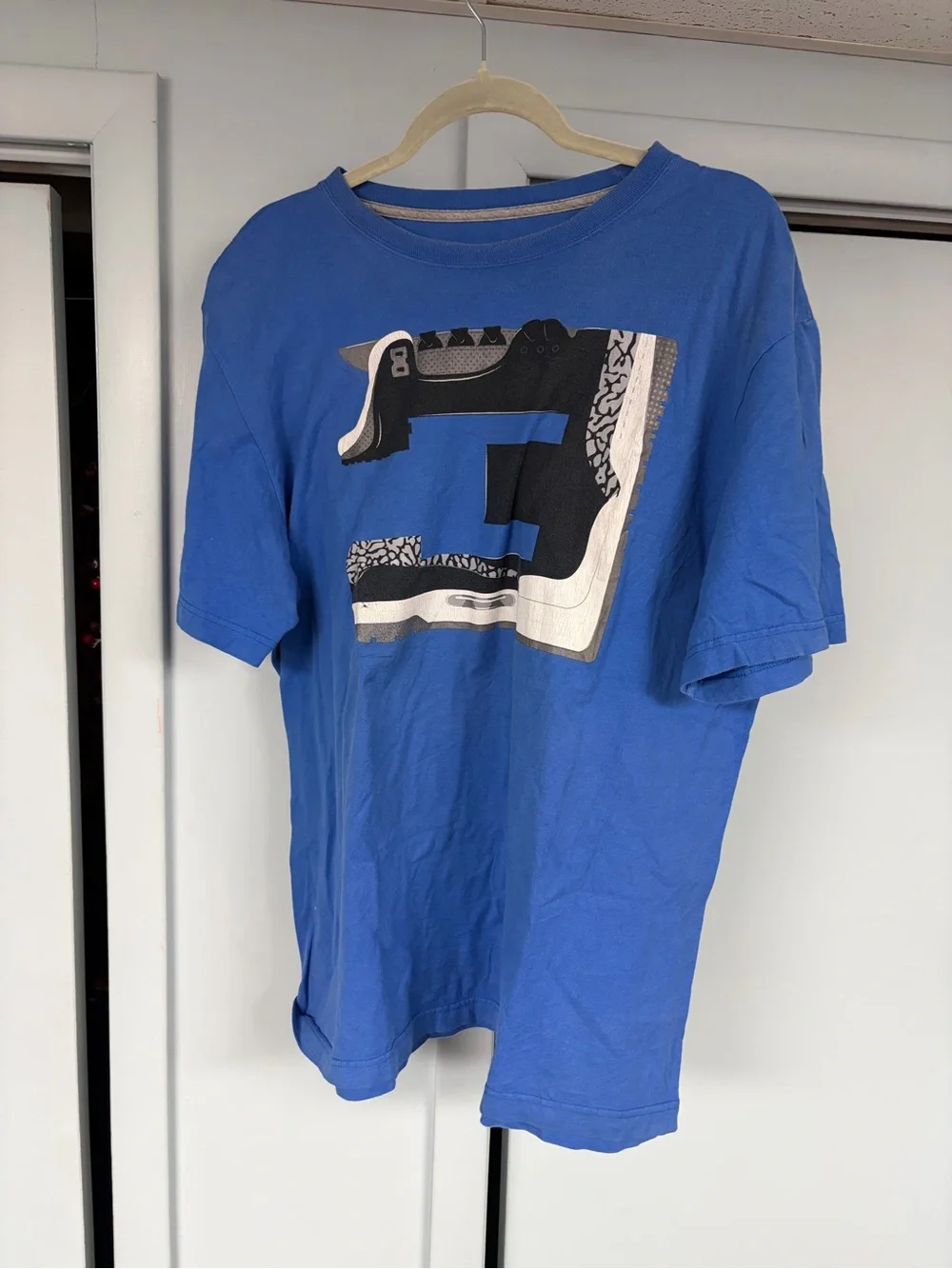 Air Jordan retro 3 edition sneakers graphic design logo athletic shirt size xl